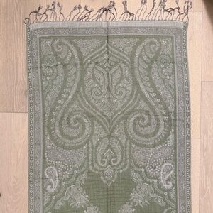 Green Paisley Scarf or Wrap NWOT